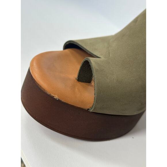 Donald J. Pliner Olive Green Platform Sandals - Picture 9 of 9